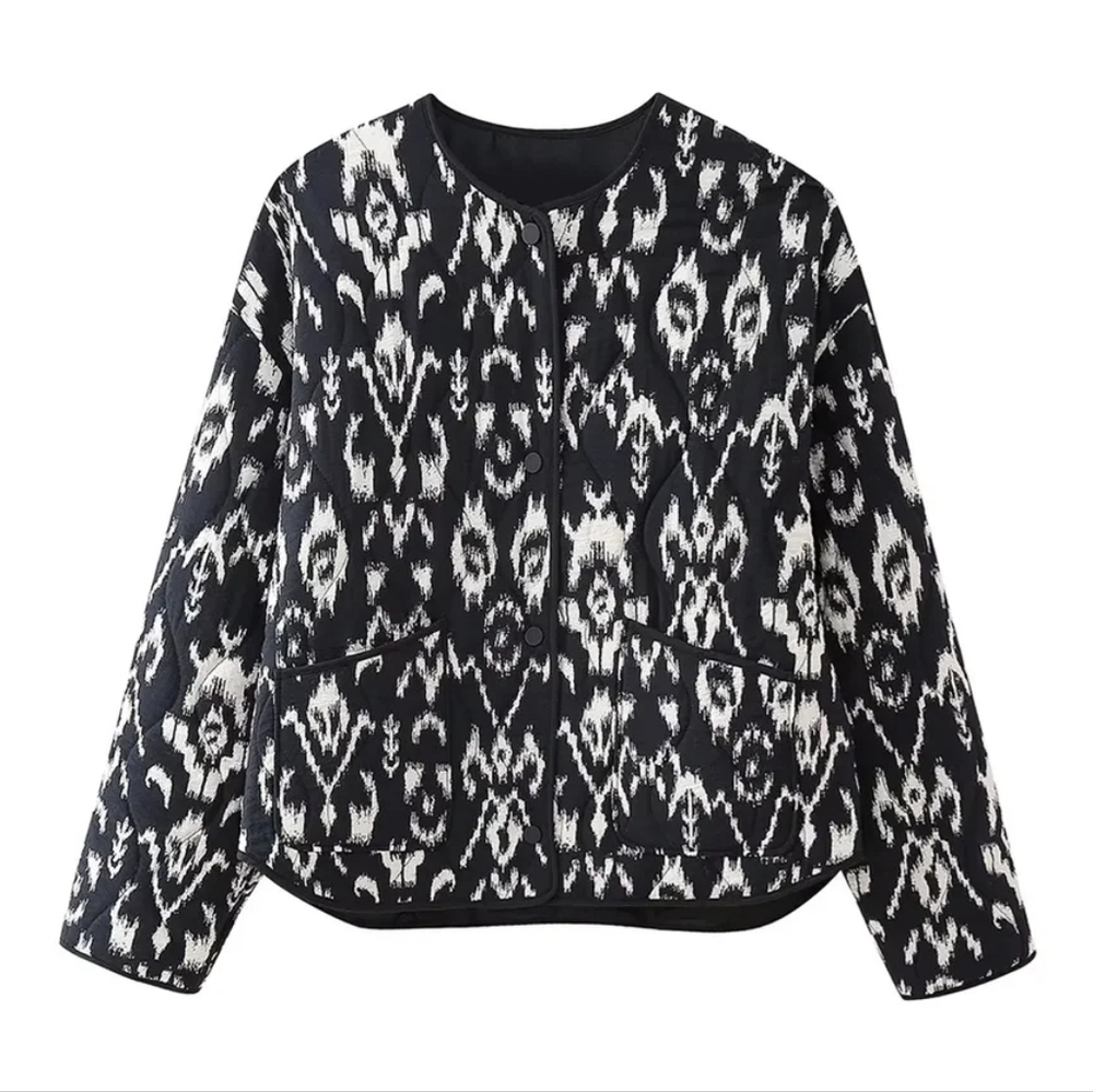 Fashion and Elegance Short and Versatile Printed Quilted RoundFace Jacket - Picture 5 of 5